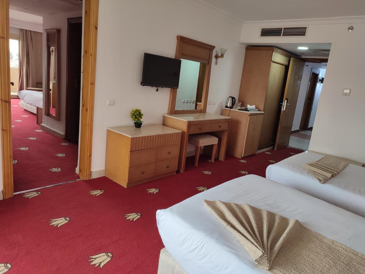 Hôtel Elite Pyramids View à Le Caire Extérieur photo